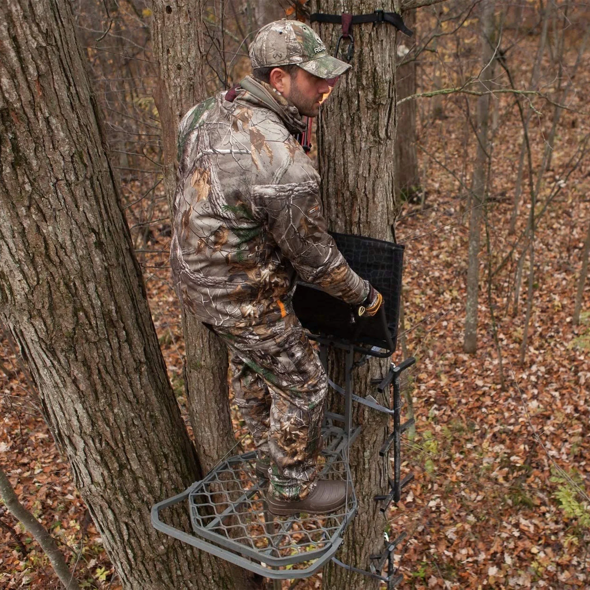 Hawk Helium Kickback Lvl Hang-On Treestand - 20 lbs - Image 6