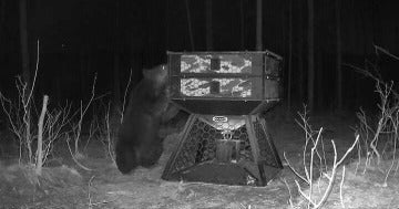 Orion Hunting - 750 lb Capacity Stand and Fill Deer Feeder - Image 7