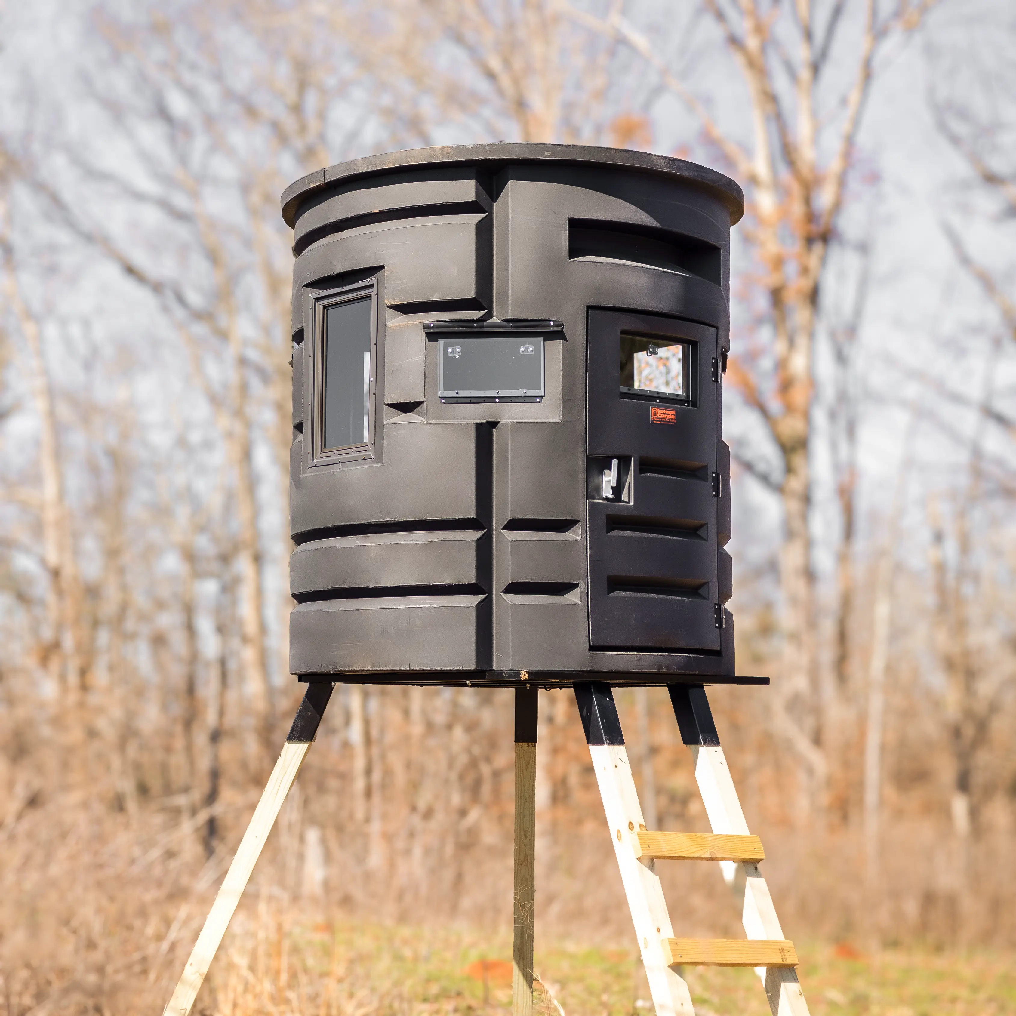 Sportsman's Condo Bow Condo 72" Diameter Deer Stand: Black, Loaded - Image 18