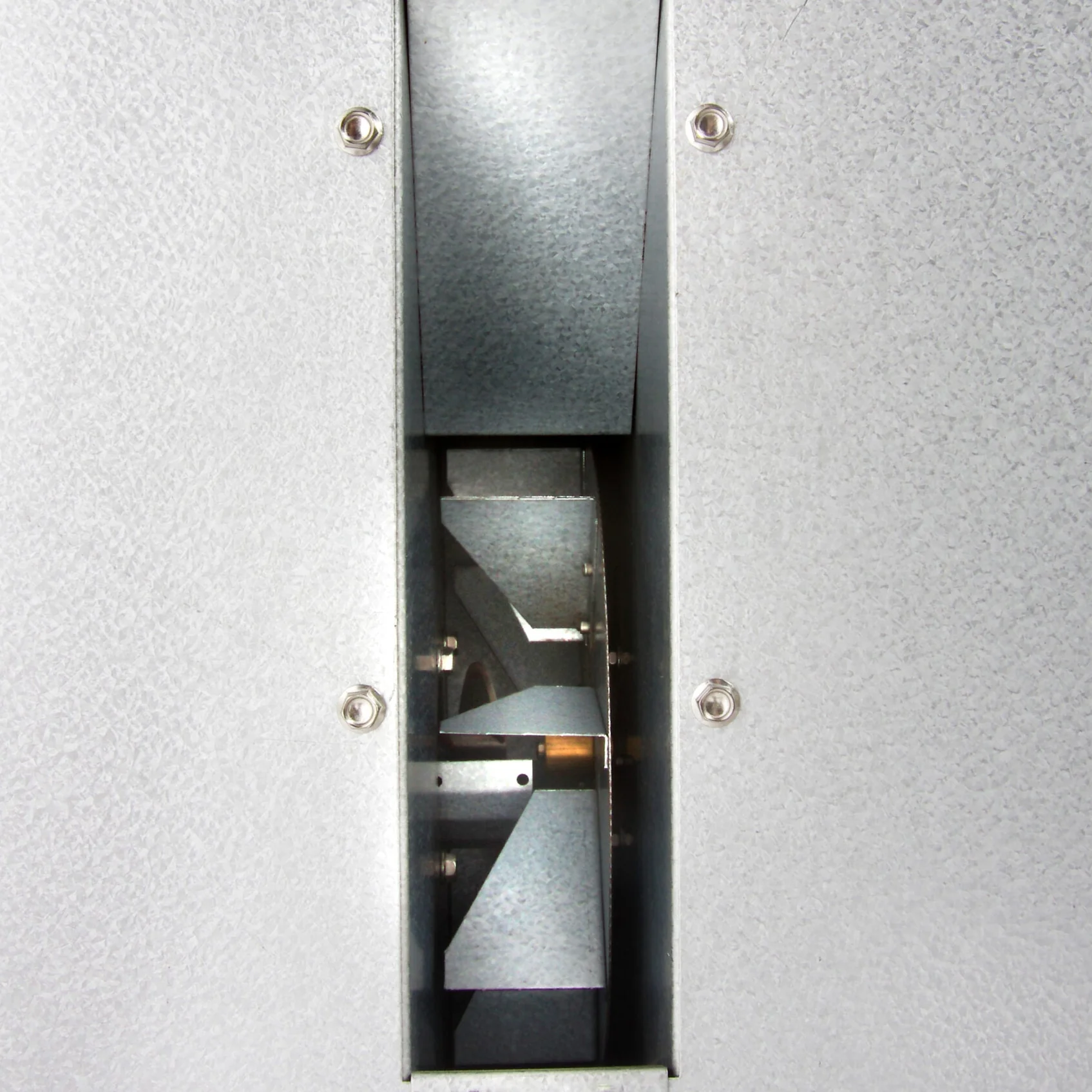 Sweeney Feeders 125 lb. Directional Fish Feeder, Silver with Angled Legs - Solar INCLUDED - Image 4