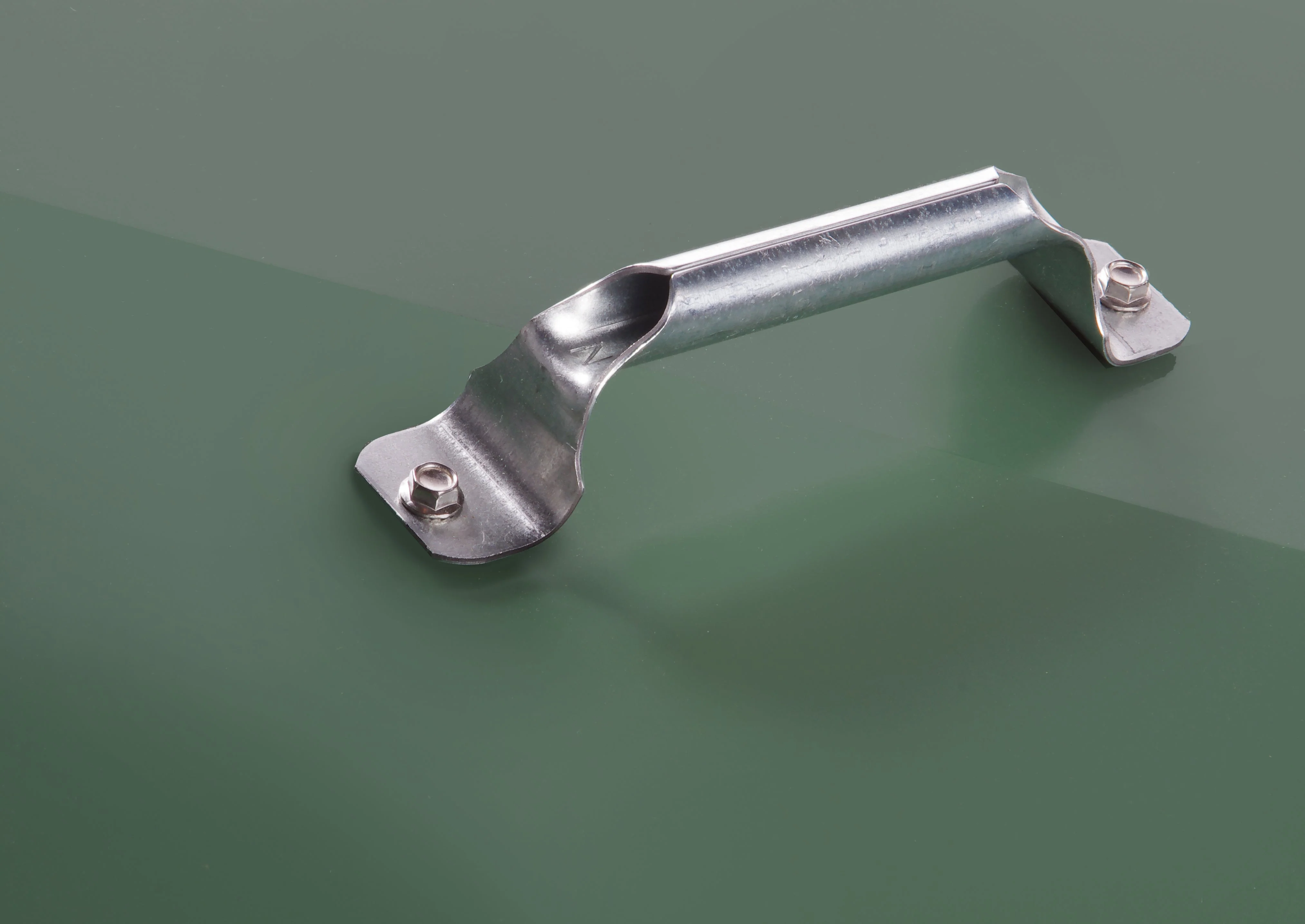 Sweeney Feeders Scatter Feeder with Tripod - Image 10