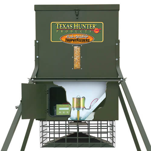 Texas Hunter 300 lb. Trophy Deer Feeder with EZ Lift System - Image 12