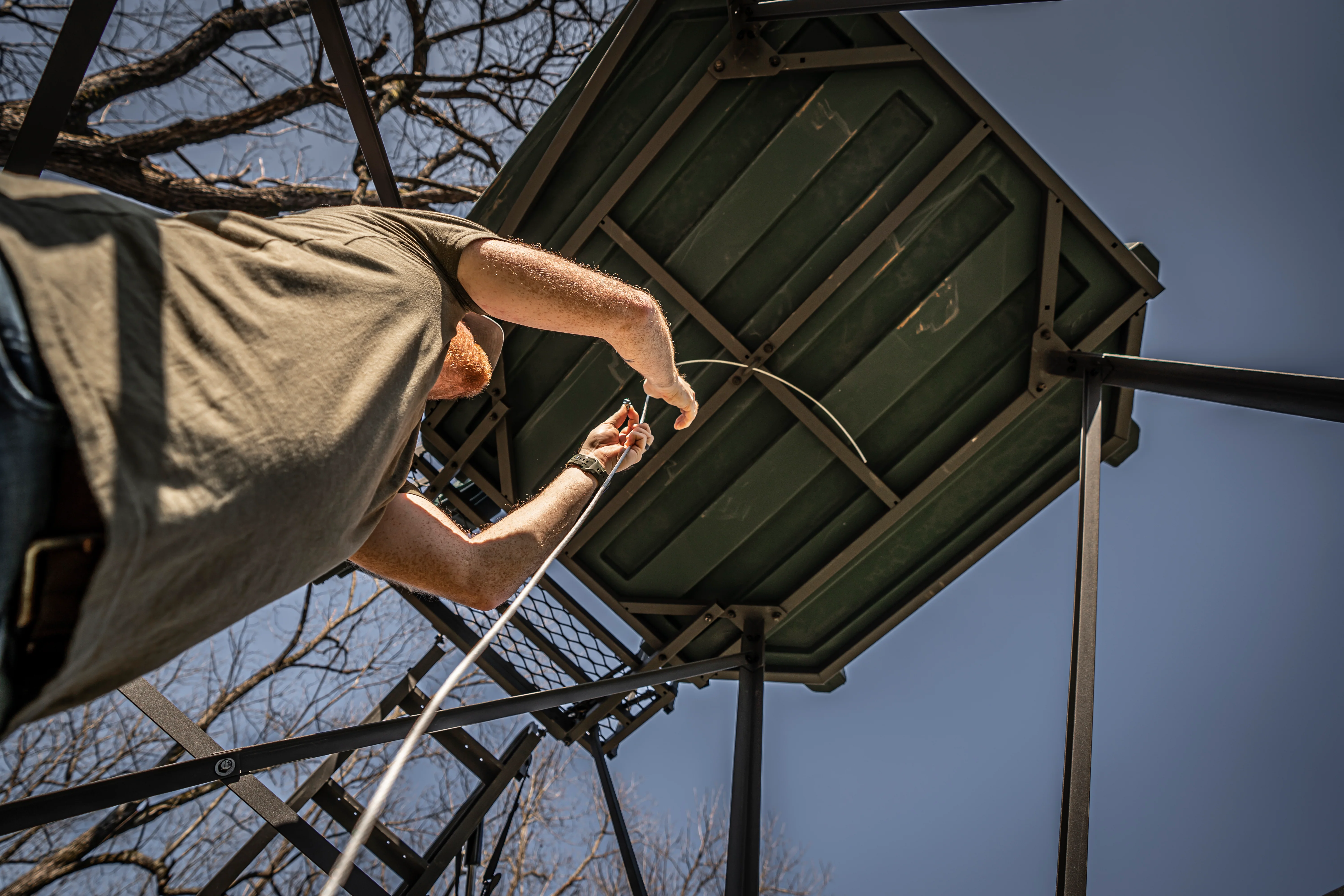 Titan Hunting Blinds - Pro Bow & Rifle Combo Blind - Brown w/ 8ft Tower - Image 10